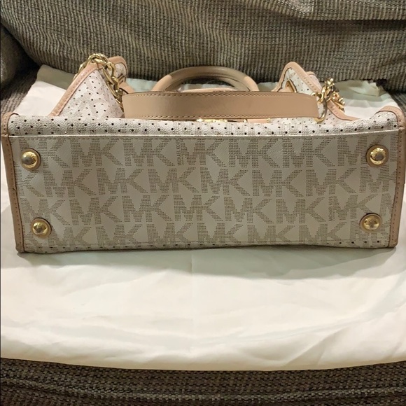 Authentic Michael Kors Hamilton Large Tote - Picture 3 of 14